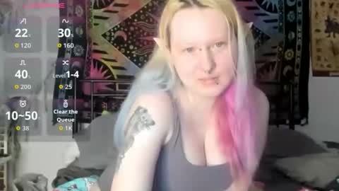 Lori Critter online show from 04-16-26, 10:16