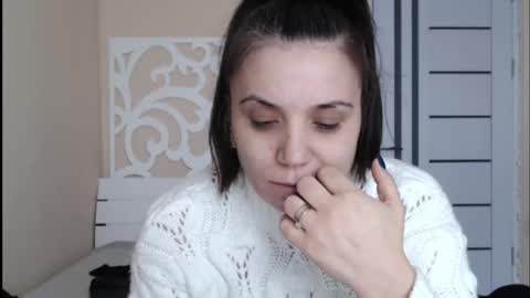 LorraGrey online show from 01-31-25, 10:52