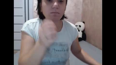 LorraGrey online show from 10-30-25, 04:14