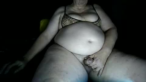 Snapshot of lory_99 chatting on 12-02-25, 04:18 Lory online show from 12-02-25, 04:18