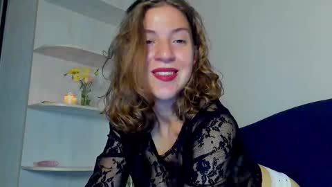 Snapshot of lost_moon chatting on 09-15-25, 07:58 lost_moon online show from 09-15-25, 07:58