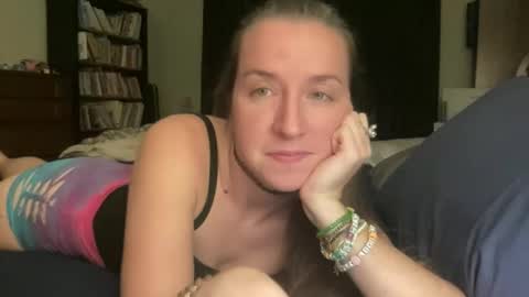 lothlori online show from 11-25-25, 02:22