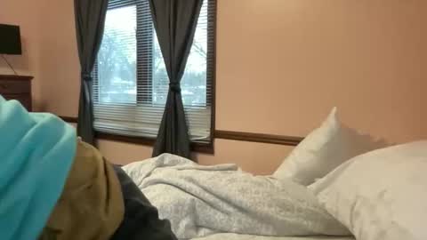 lothlori online show from 12-18-25, 08:26