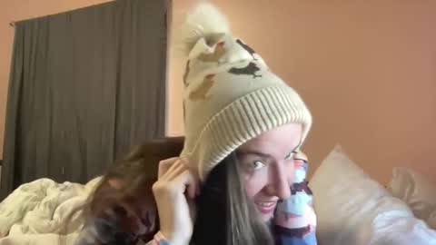 lothlori online show from 12-21-25, 02:24