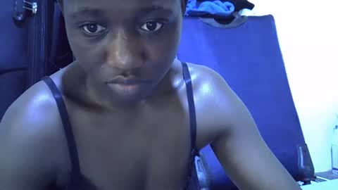 lotty_lavilla online show from 10-21-25, 07:09