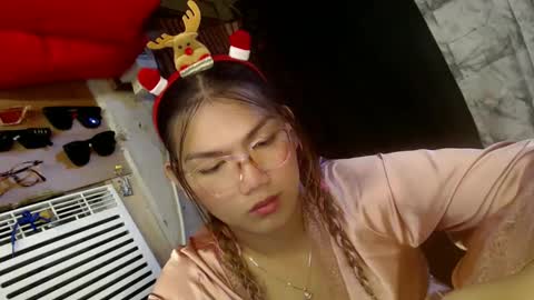 Sweet   online show from 01-09-25, 03:34