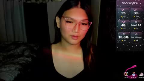 Sweet   online show from 12-17-25, 10:10