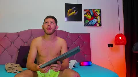 OF louis bcasta1 online show from 02-05-25, 11:02