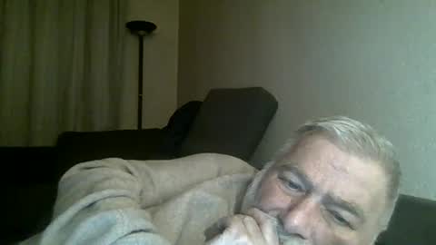 Snapshot of louis_chokdee chatting on 12-06-24, 06:06 louis_chokdee online show from 12-06-24, 06:06