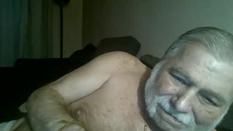 Snapshot of louis_chokdee chatting on 01-18-25, 04:21 louis_chokdee online show from 01-18-25, 04:21