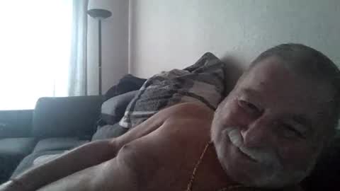 Snapshot of louis_chokdee chatting on 02-09-25, 03:45 louis_chokdee online show from 02-09-25, 03:45