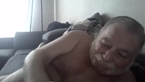 Snapshot of louis_chokdee chatting on 02-28-25, 04:31 louis_chokdee online show from 02-28-25, 04:31