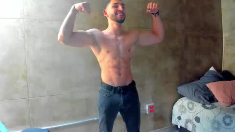 Louis online show from 03-03-25, 07:17