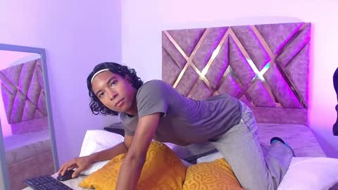 Louis Valdz online show from 01-09-25, 08:22