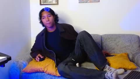 Louis Valdz online show from 01-20-25, 12:39