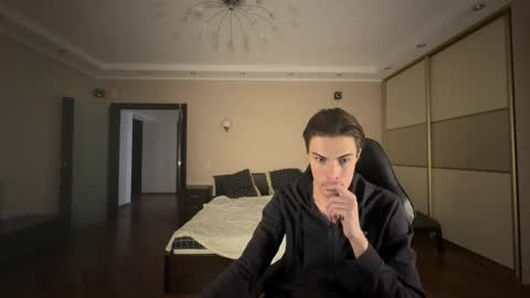 Mark online show from 02-20-25, 10:48