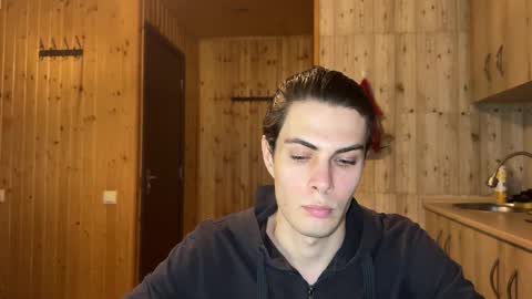 Snapshot of louis_preston chatting on 02-02-26, 01:26 Mark online show from 02-02-26, 01:26