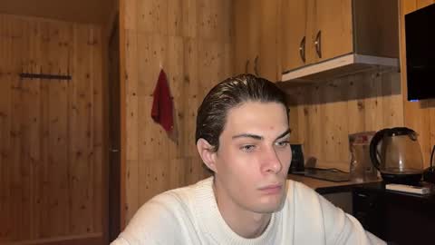 Snapshot of louis_preston chatting on 02-16-26, 09:33 Mark online show from 02-16-26, 09:33