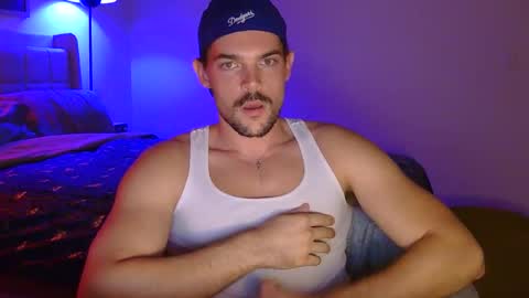 Snapshot of louisvalmer chatting on 10-19-25, 02:34 Louis Valmer online show from 10-19-25, 02:34