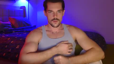 Snapshot of louisvalmer chatting on 11-07-25, 02:33 Louis Valmer online show from 11-07-25, 02:33