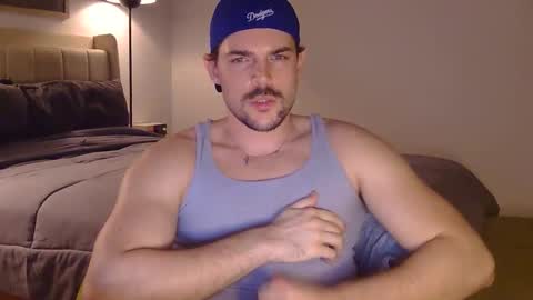 Snapshot of louisvalmer chatting on 02-10-26, 05:11 Louis Valmer online show from 02-10-26, 05:11