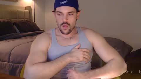 Snapshot of louisvalmer chatting on 02-13-26, 09:33 Louis Valmer online show from 02-13-26, 09:33