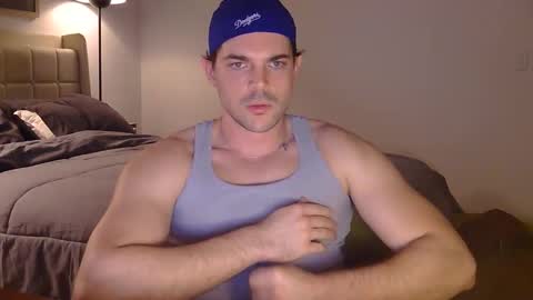 Snapshot of louisvalmer chatting on 02-17-26, 01:35 Louis Valmer online show from 02-17-26, 01:35