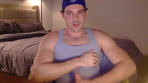 Snapshot of louisvalmer chatting on 03-01-26, 04:58 Louis Valmer online show from 03-01-26, 04:58