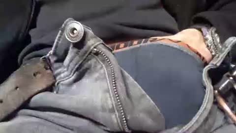 loulou0099 online show from 01-11-26, 06:35