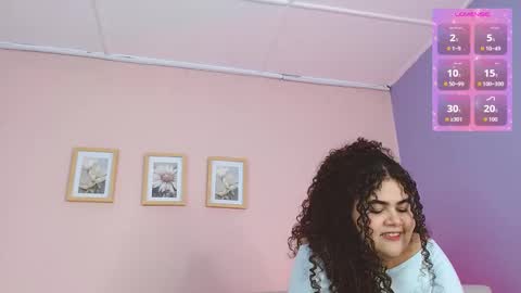 Snapshot of lourdes_moon22 chatting on 09-28-25, 02:39 lourdes_moon22 online show from 09-28-25, 02:39