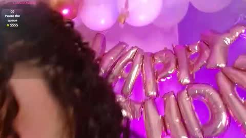 Snapshot of lourdes_moon22 chatting on 11-16-25, 01:00 lourdes_moon22 online show from 11-16-25, 01:00