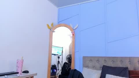 Louren Fox online show from 11-05-25, 11:43