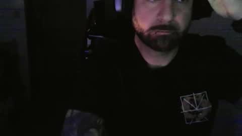 Snapshot of lovalova666 chatting on 10-19-25, 12:22 Guapito online show from 10-19-25, 12:22