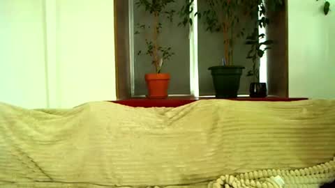 Cute face online show from 02-28-25, 03:48