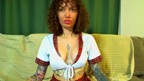 Cute face online show from 11-26-25, 02:34