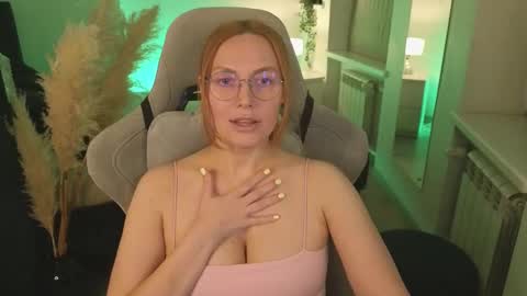 love_call online show from 02-18-25, 09:32