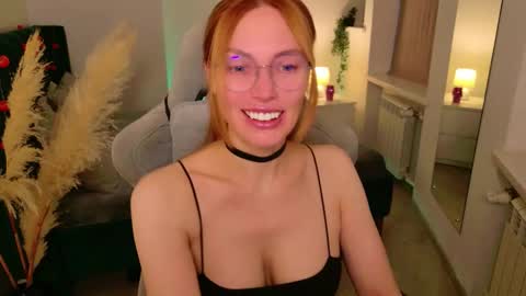 love_call online show from 10-18-25, 05:43