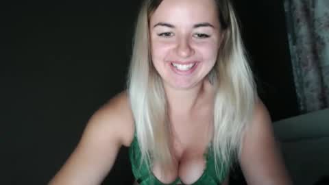 Megane online show from 10-25-25, 11:40