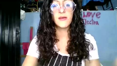 love_electra online show from 12-15-25, 04:11