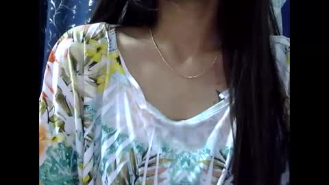 Snapshot of love_riva chatting on 01-11-26, 10:53 Riva online show from 01-11-26, 10:53