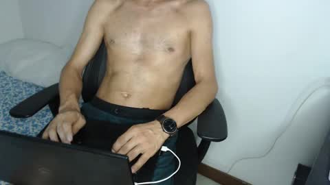 Snapshot of love_room_0206 chatting on 02-11-25, 05:16 Andys and mary online show from 02-11-25, 05:16