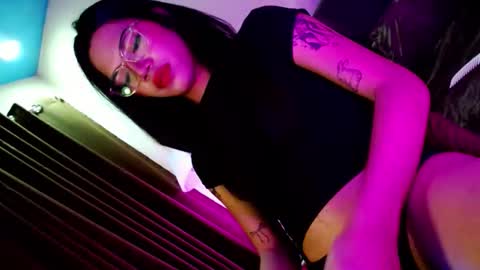 Seren online show from 10-30-25, 11:11