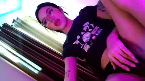 Seren online show from 11-05-25, 04:45