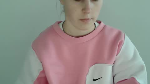 Vivian online show from 11-23-25, 11:10