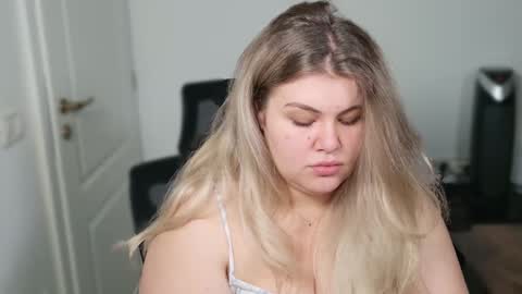 Ally online show from 10-08-25, 05:16