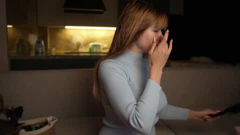 Snapshot of love_you_to123 chatting on 09-28-25, 05:02 love you to123 online show from 09-28-25, 05:02