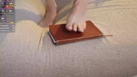 Snapshot of love_you_to123 chatting on 10-15-25, 06:13 love you to123 online show from 10-15-25, 06:13