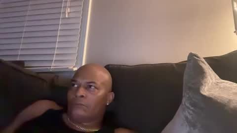 loved19 online show from 11-13-25, 06:01