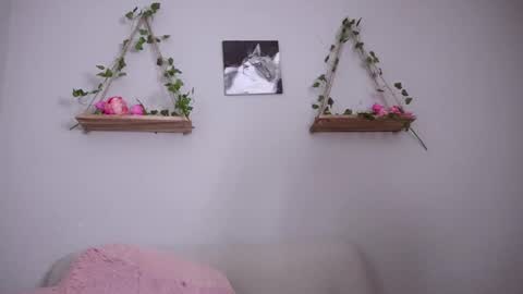 katalina   online show from 03-02-25, 07:43