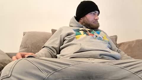 Snapshot of loveepussy59 chatting on 12-19-24, 08:23 Free spirit online show from 12-19-24, 08:23